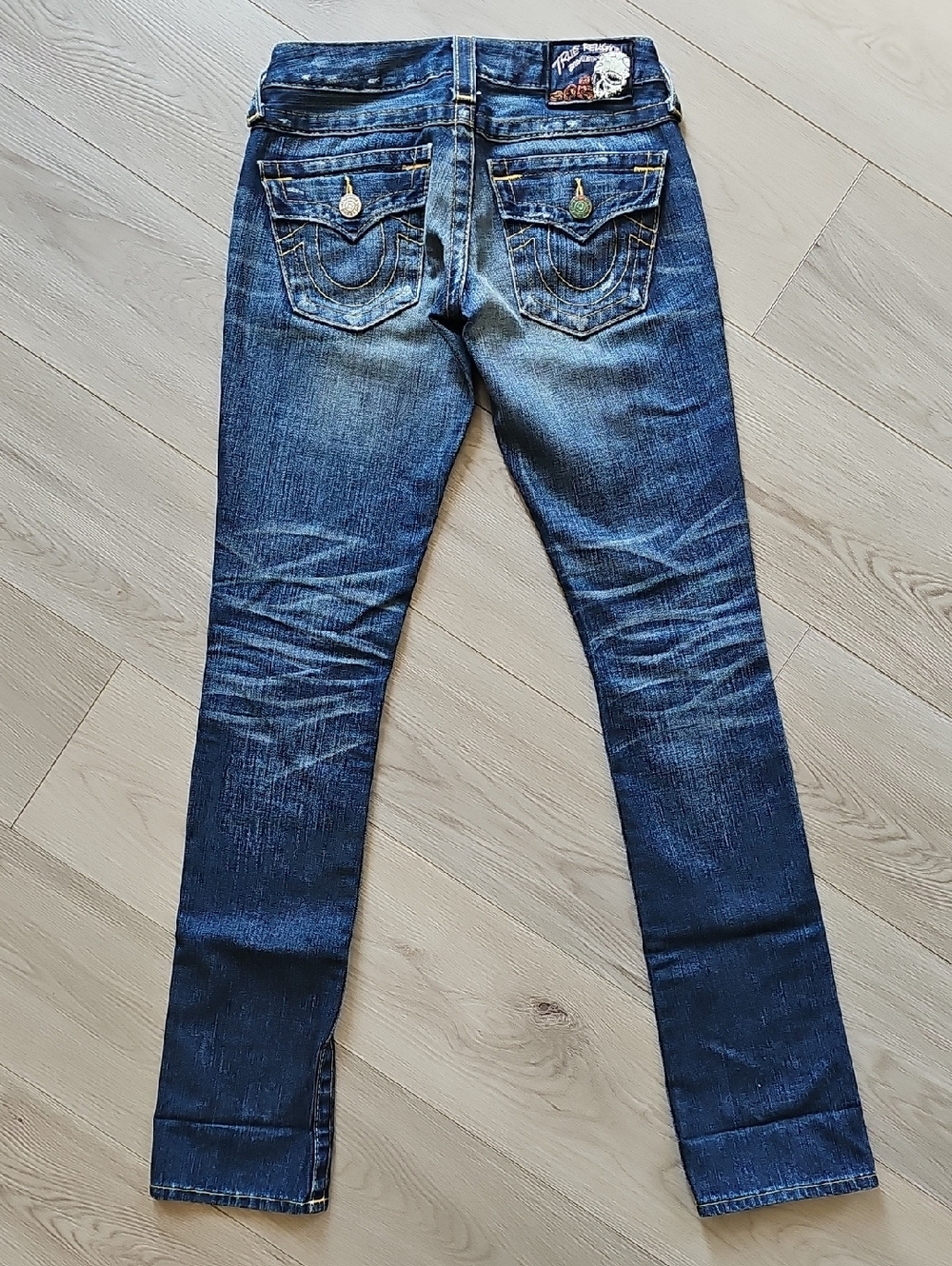 Y2K True Religion Low Rise Billy Skull Tab Roses Jeans, Sz 23 - Picture 11 of 16